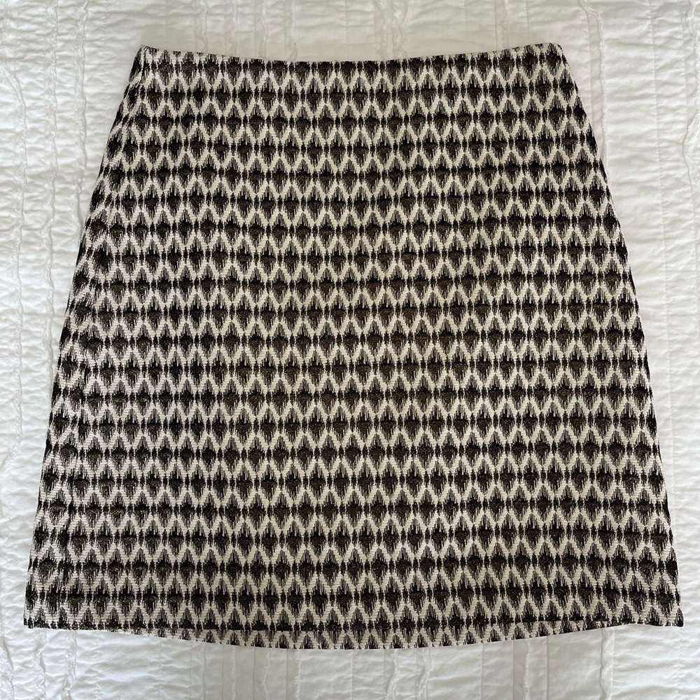 Loft skirt, gold zipper, size 0P